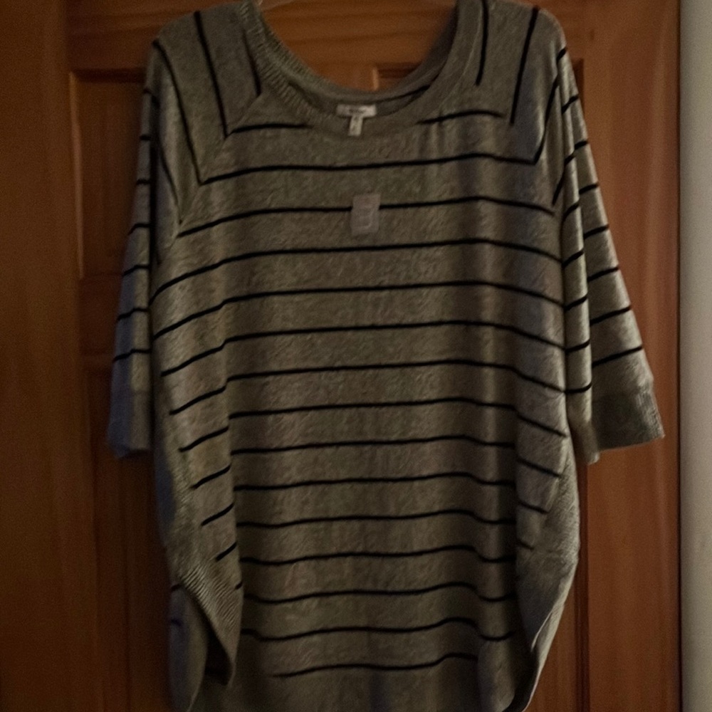 Brand new with tags Maurice's 3/4 sleeve light sweater